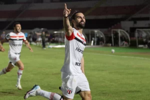 Botafogo-SP 2 x 1 América-MG - Estreante brilha e Pantera volta a vencer