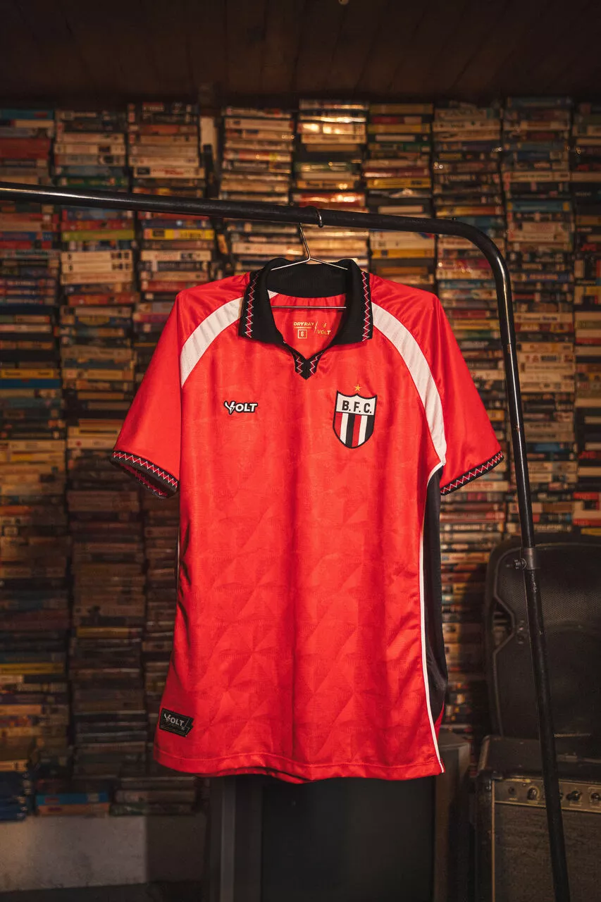 Botafogo SP lanca novo terceiro uniforme 5