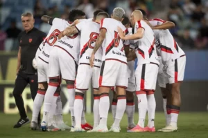 SÉRIE B: Briga contra o rebaixamento agita o domingo