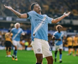 INGLÊS: City goleia na estreia e Richarlison brilha com voleio pelo Tottenham