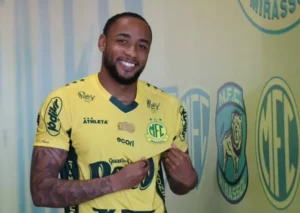 América-MG encaminha a contratação de atacante do Mirassol