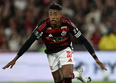 Bruno Henrique coloca o Flamengo em vantagem na Libertadores