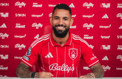 Douglas Luiz troca Juventus pelo Nottingham Forest