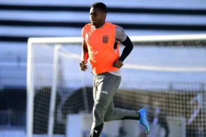 Dudu recebe proposta do Atlético-GO e pode ser mais uma baixa da Ponte Preta na Série C