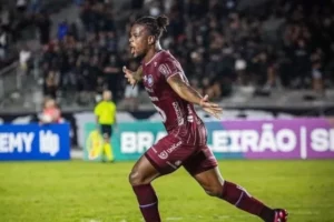 Remo contrata Eduardo Melo, atacante que deixa o Caxias