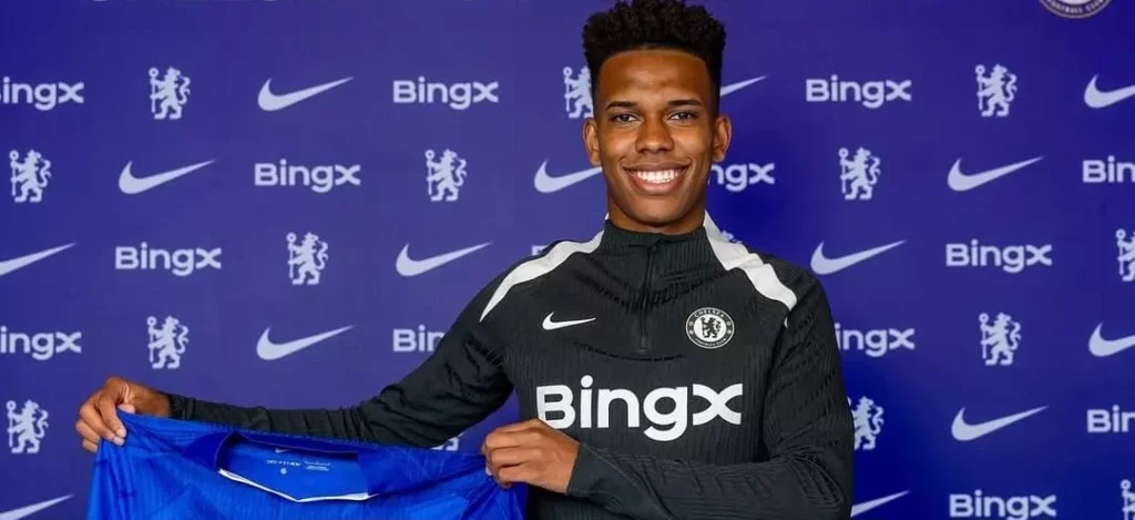 Estêvão elogia Chelsea após anúncio oficial: ‘Estrutura incrível’
