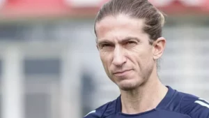 Filipe Luís destaca superioridade do Flamengo em empate