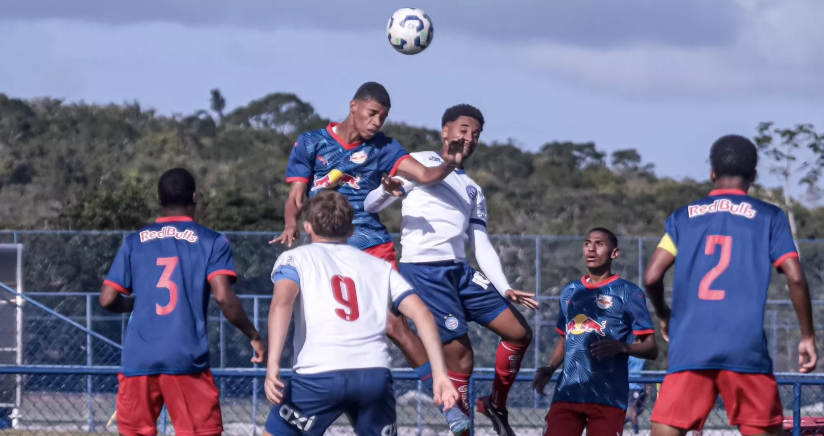 BRASILEIRÃO SUB-17: Palmeiras goleia e Flamengo empata; veja destaques da rodada