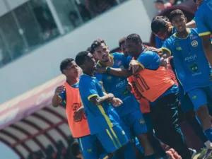 Araçatuba x Grêmio Prudente - AEA faz último jogo e vitória garante a vaga