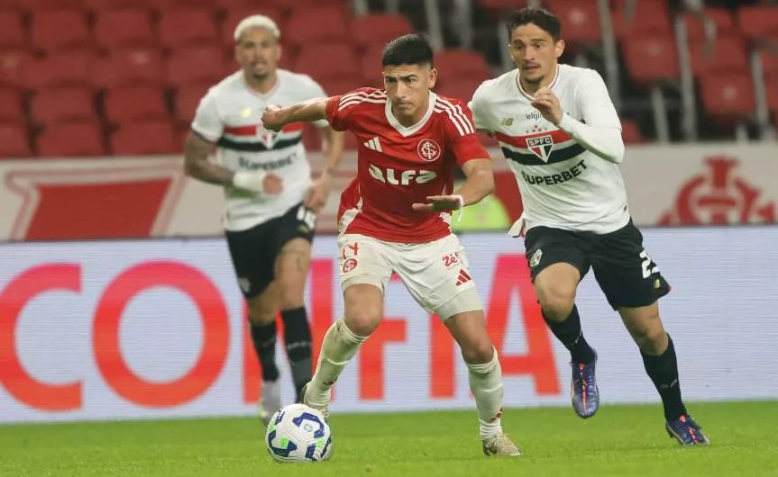 Crespo esconde time do São Paulo contra o Athletico-PR