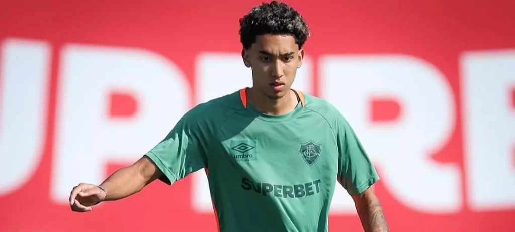 Shakhtar Donetsk se aproxima da contratação de meia do Fluminense