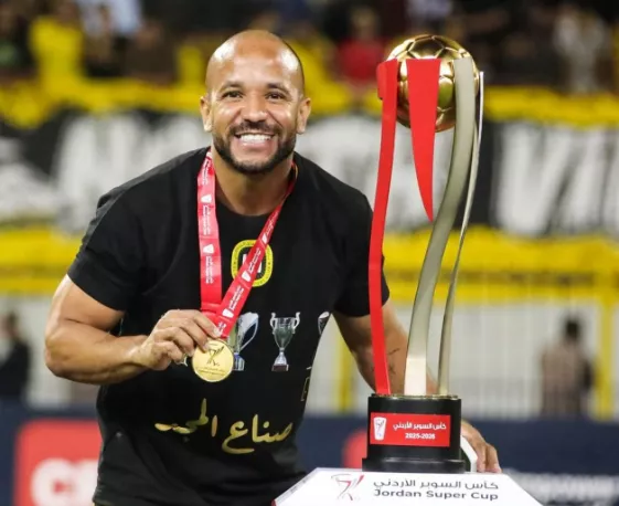 Ítalo celebra títulos na Jordânia e revela desejo de voltar ao futebol brasileiro