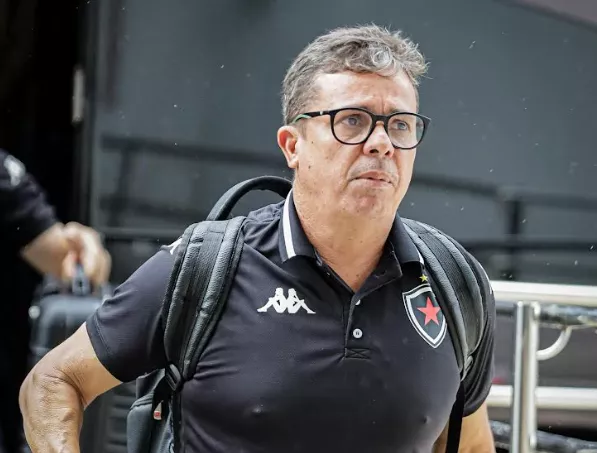 Evaristo Piza busca reabilitação do Botafogo-PB contra o vice-líder da Série C