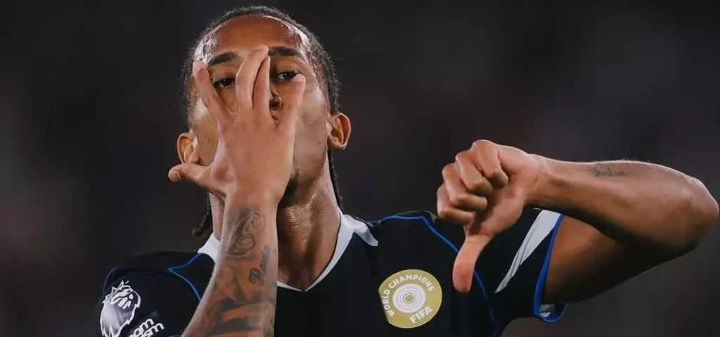 Brasileiros brilham e Chelsea goleia o West Ham pela Premier League