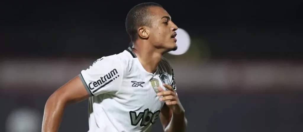 Fortaleza acerta a contratação de atacante do Botafogo