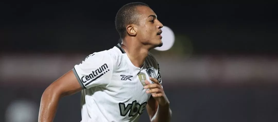 Fortaleza acerta a contratação de atacante do Botafogo