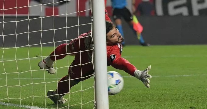 São Paulo reanima temporada de aperto e vê futebol aliviar bastidor político