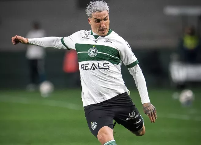 Coritiba 0 x 0 Chapecoense - Tudo igual e Coxa de volta a liderança da Série B 2 LULcEKIq 1