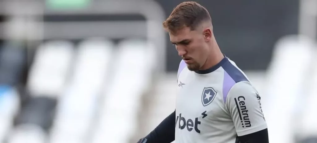 Léo Linck recebe oportunidade no Botafogo com Ancelotti