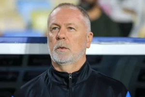 Mano comenta vaias da torcida após empate do Grêmio no Brasileirão; assista!