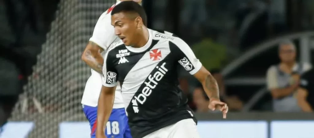 Maccabi Haifa prepara proposta por volante do Vasco