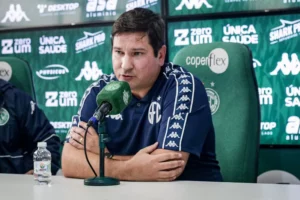 Matheus Costa comemora Guarani dentro do G8 da Série C. Veja!