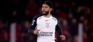 Memphis se mostra decisivo no Corinthians com gols e assistências