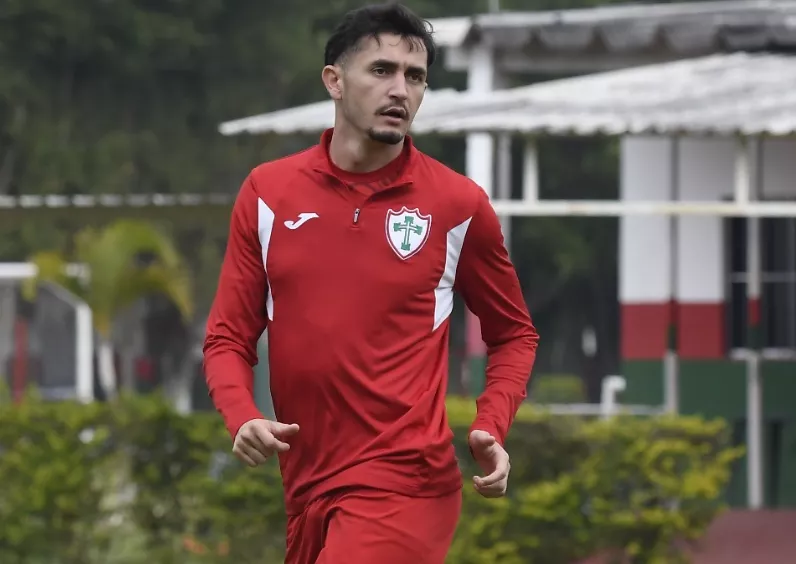 Portuguesa aposta na força do ataque e na invencibilidade no Canindé para decisão