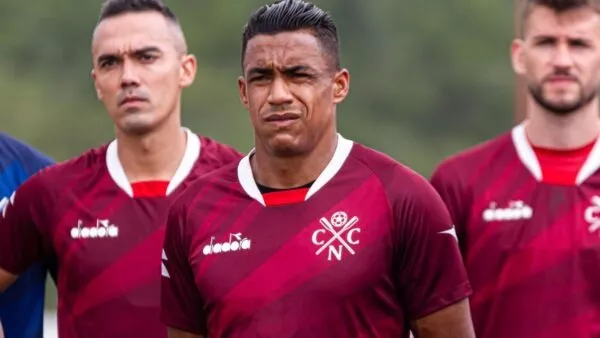 Náutico busca vaga no Quadrangular contra o Anápolis