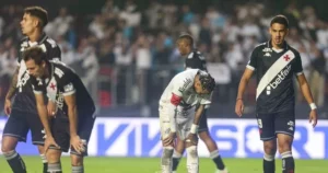 Neymar compartilha mensagem do filho e responde: 'Papai vai se reerguer'