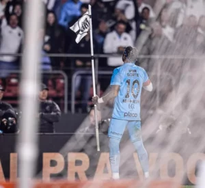 Cleber Xavier fala da torcida do Santos no Morumbis. Veja!