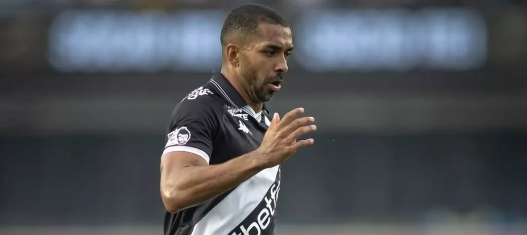 Vasco rejeita oferta de clube americano por Paulo Henrique