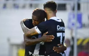 Ponte Preta sofre, mas vence e garante a classificação