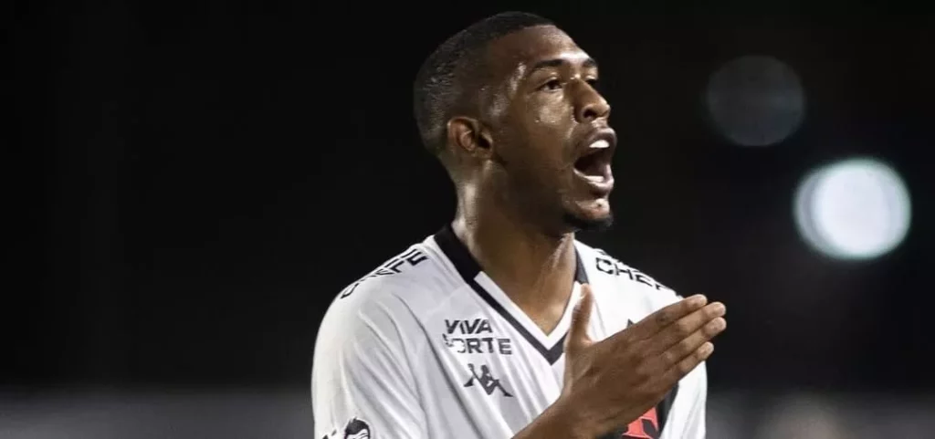 Destaque do Vasco chama a atenção de clube saudita