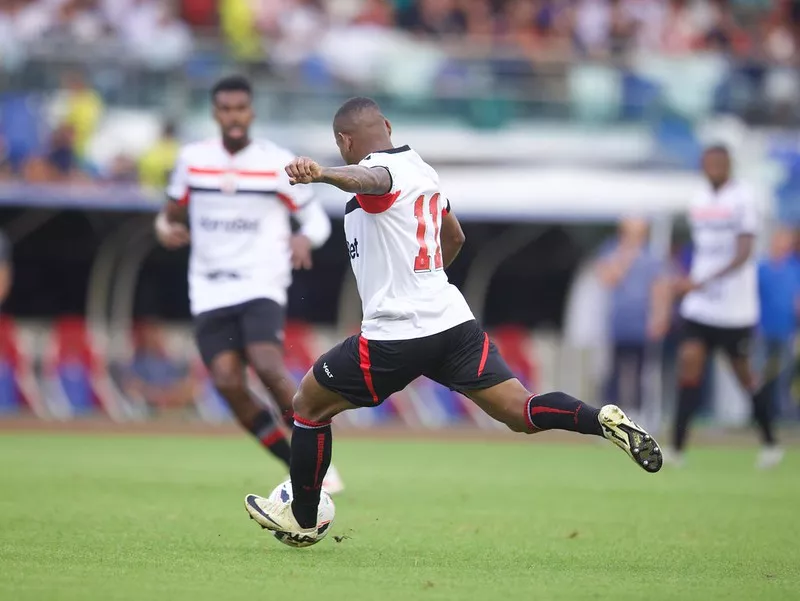 Remo 1 x 1 Botafogo-SP - Pantera arranca empate e frustra Leão 4 Remo e Botafogo SP empatam na Serie B 1