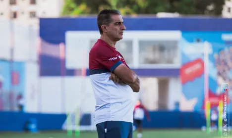 Renato Paiva coloca futuro no Fortaleza em jogo
