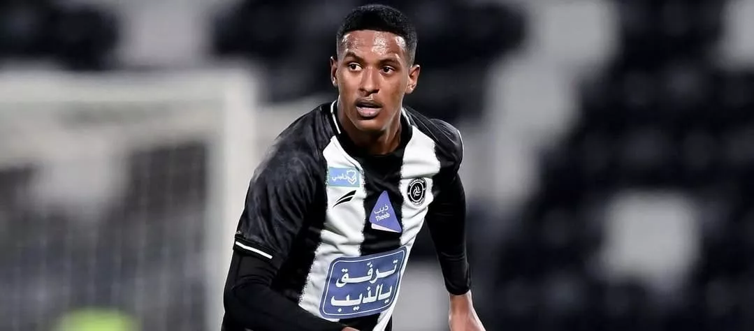 Vasco negocia a contratação do zagueiro Robert Renan