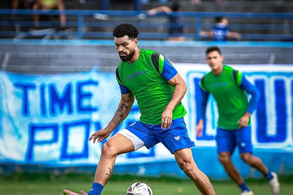 Confiança x Floresta - Onde assistir e escalações! 2 Confiança x Floresta - Onde assistir e escalações! (Técnico: Leston Júnior)