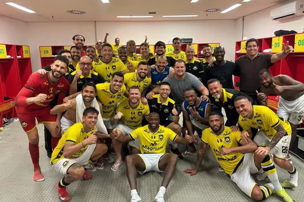Retrô 0 x 1 São Bernardo - Vitória e invencibilidade na Série C