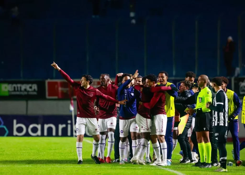 Tombense x Caxias - Onde assistir e escalações! 2 Tombense x Caxias - Onde assistir e escalações! (Foto: Luiz/Caxias)