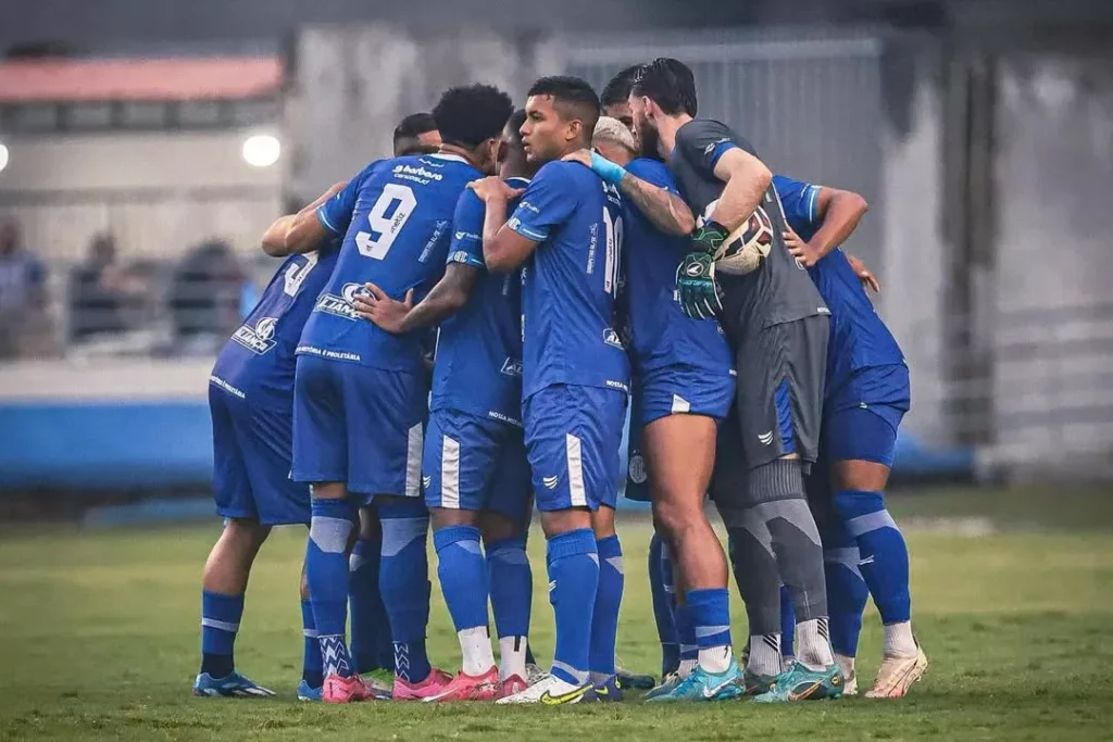 Confiança enfrenta Guarani após vaga histórica na Copa do Nordeste (Foto: Luiz Neto/Confiança)