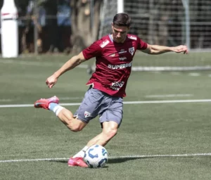 BRASILEIRÃO: São Paulo encara Cruzeiro e quer entrar de vez no G-6