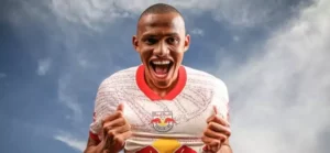 Zenit de olho em Jhon Jhon, destaque do Bragantino no Brasileirão