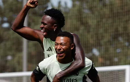 Real Madrid denuncia racismo contra Vinicius Jr. e Mbappé em La Liga