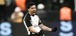 Corinthians renova com Matheus Bidu até 2027 e garante lateral