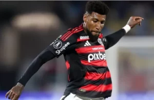 Flamengo perde lateral para duelo contra o Inter pelo Brasileiro