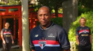 São Paulo lança camisa 3 inspirada em Ceni e no tri mundial de 2005