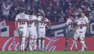Lucas exalta 'noite de Libertadores' do São Paulo no Morumbi