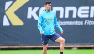 Dupla passa por cirurgia e não joga mais pelo Grêmio em 2025