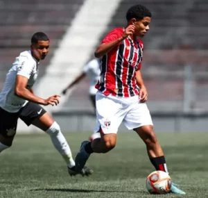 PAULISTA SUB-17: São Paulo bate o Corinthians e vence o clássico Majestoso